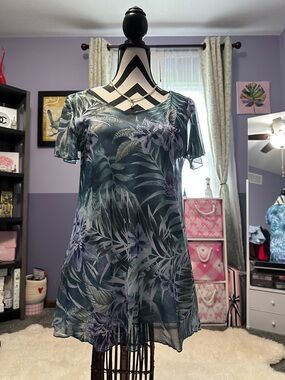 One world sheer tunic top small